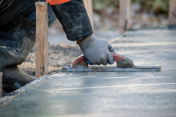 Best Concrete Pool Decks in Shadeland, IN