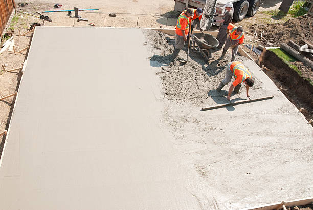 Best Concrete Sealing and Maintenance in Shadeland, IN
